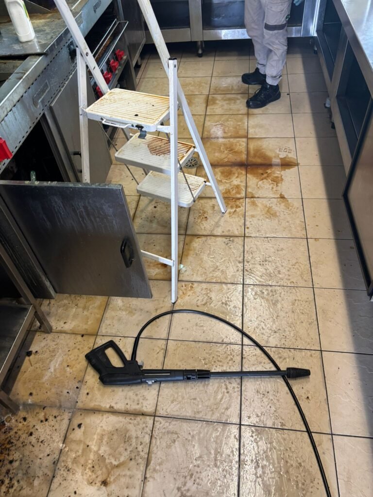commercial kitchen cleaning in Sydney